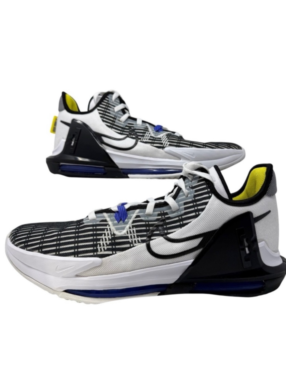 Nike LeBron Witness Basketball Shoes Men’s 13 White Black Yellow Blue Athletic